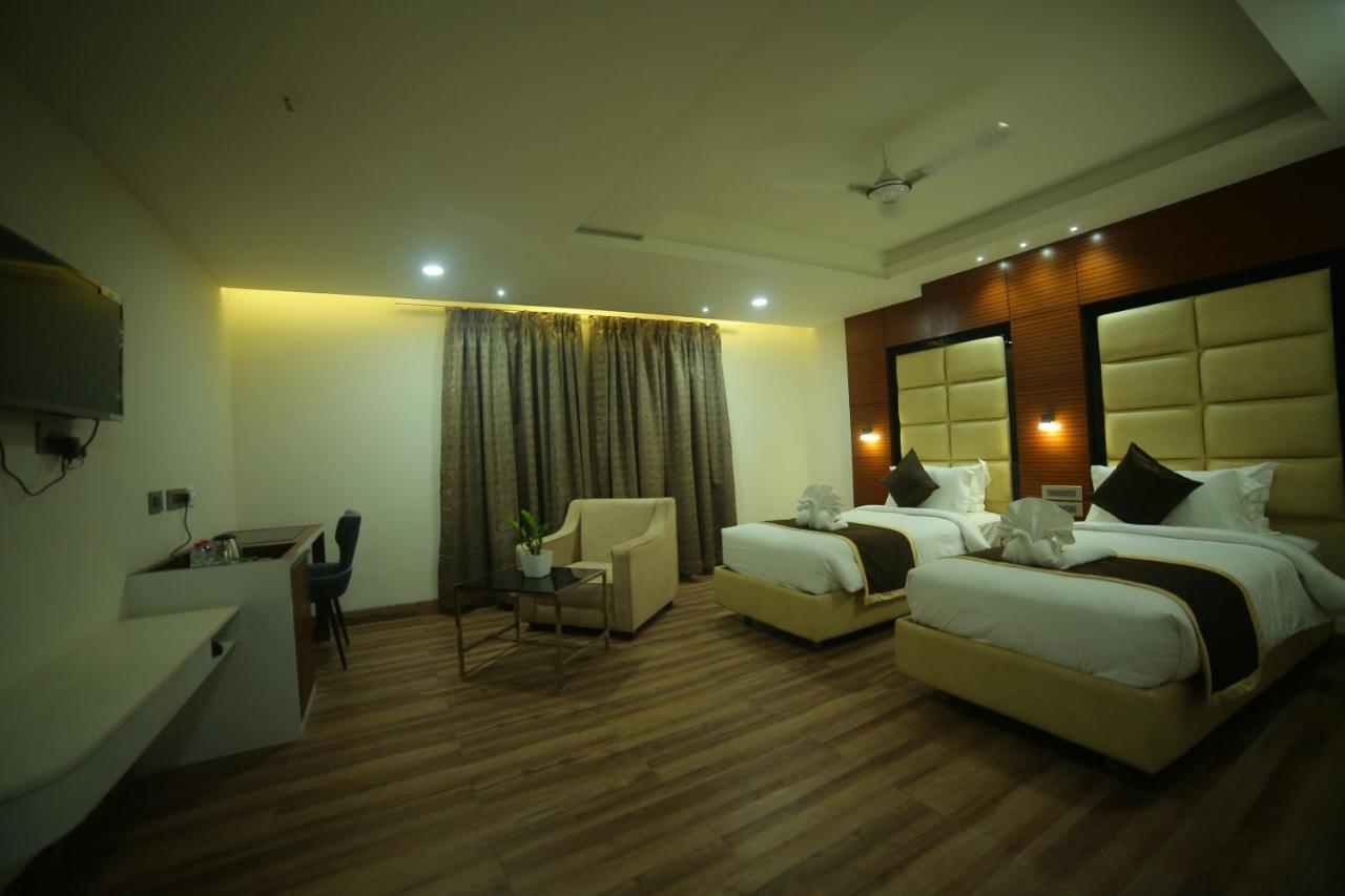 Sree Fortune Grand, Tadepalli Vijayawāda Extérieur photo