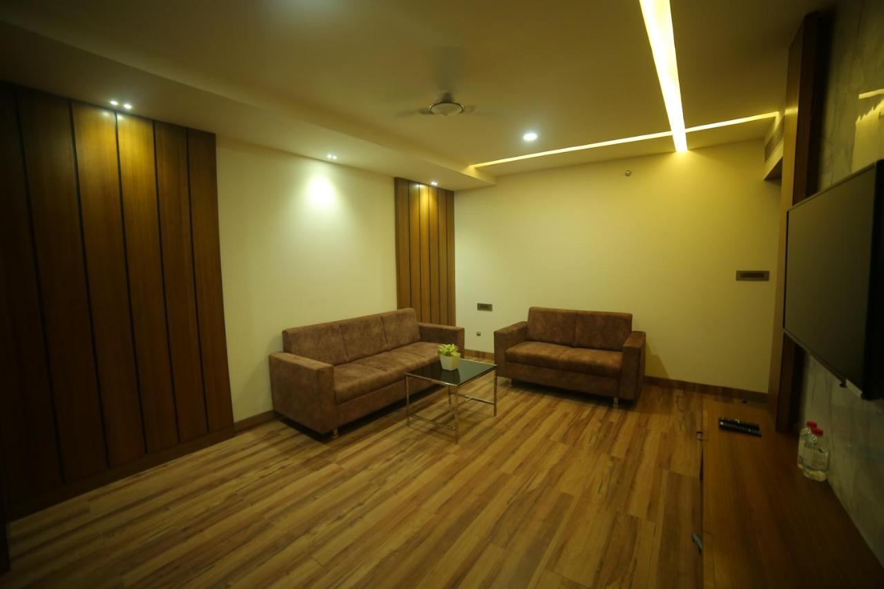 Hotel Sree Fortune Grand, Tadepalli à Tadepalle Extérieur photo