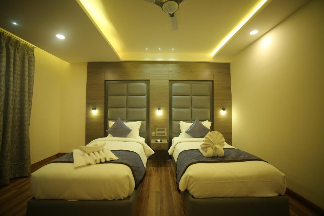 Sree Fortune Grand, Tadepalli Vijayawāda Extérieur photo