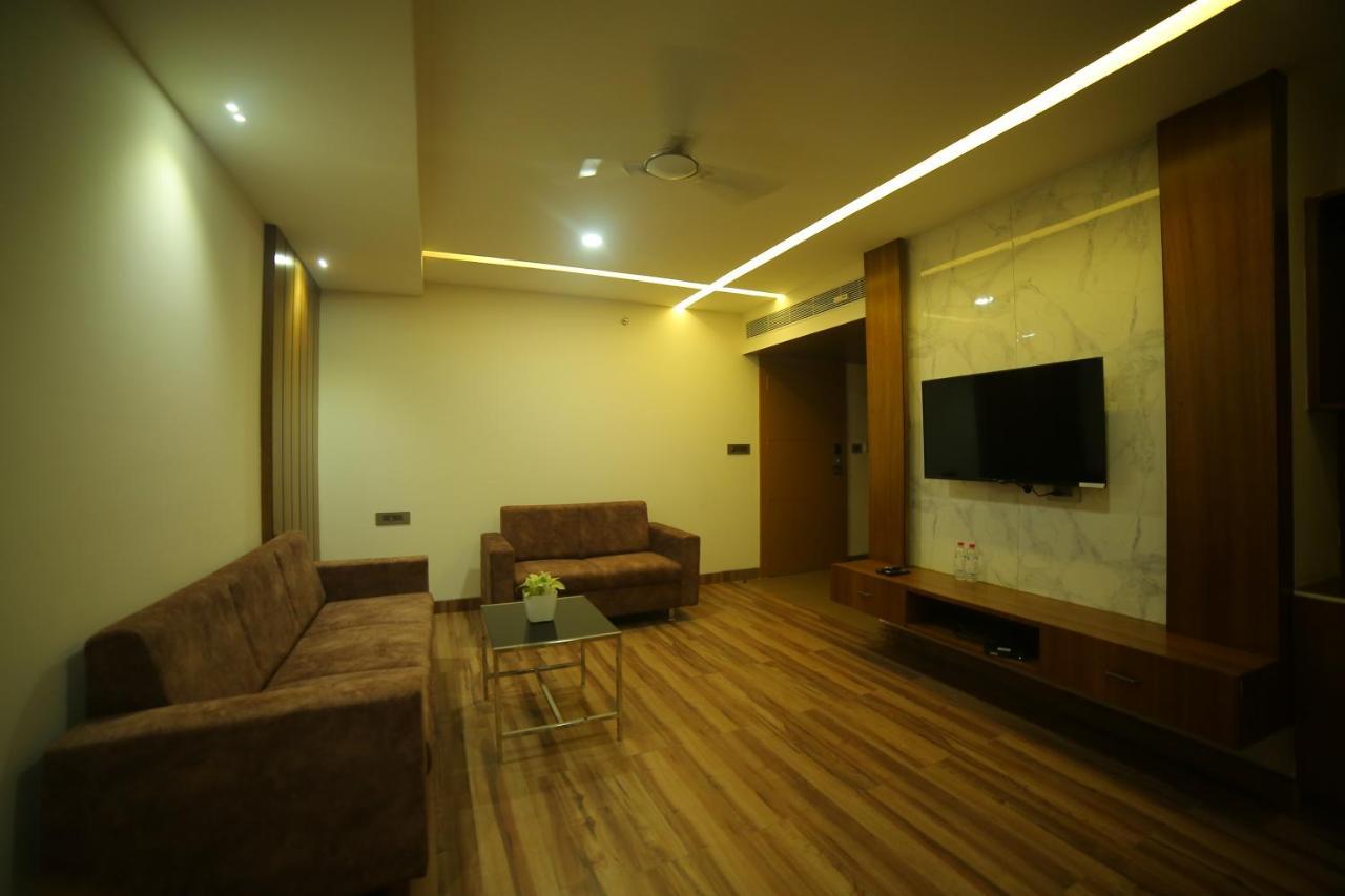 Hotel Sree Fortune Grand, Tadepalli à Tadepalle Extérieur photo