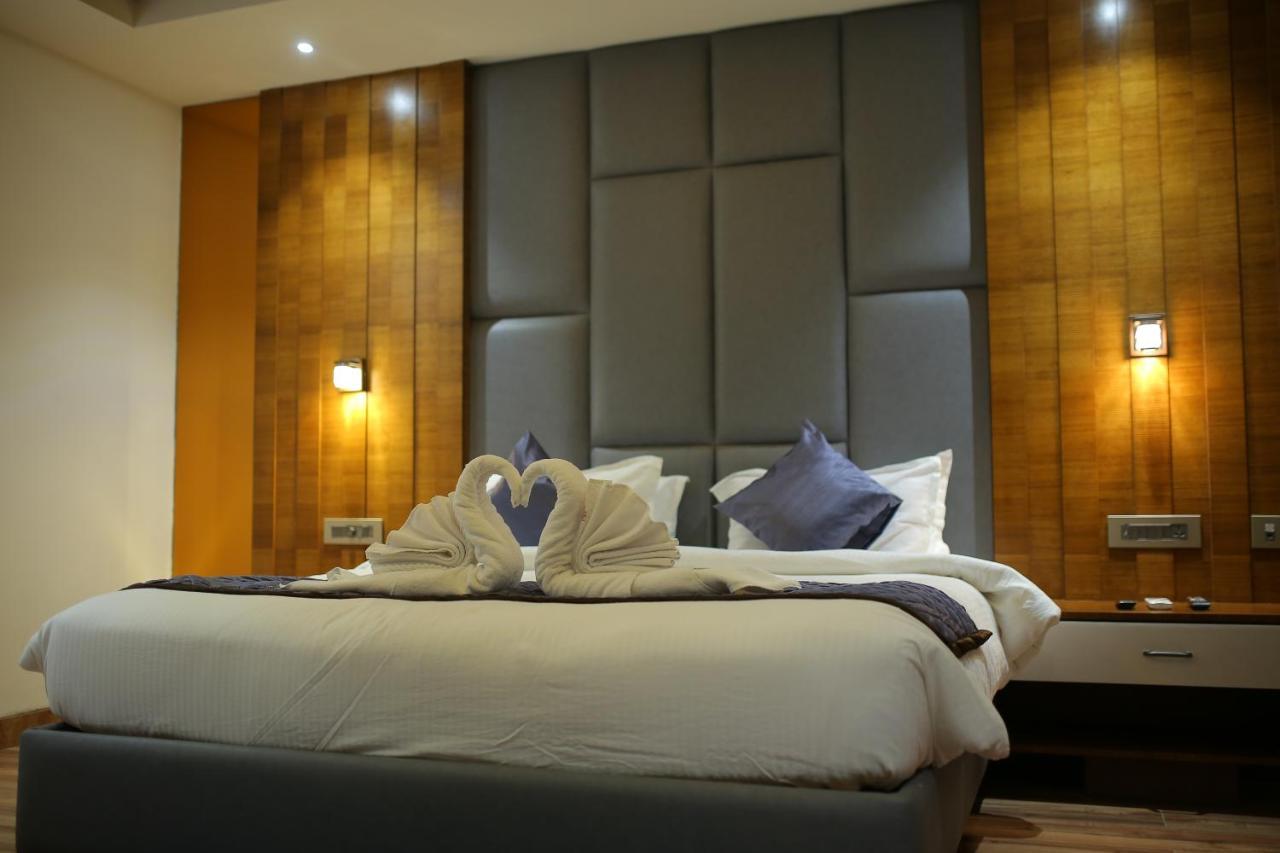 Hotel Sree Fortune Grand, Tadepalli à Tadepalle Extérieur photo