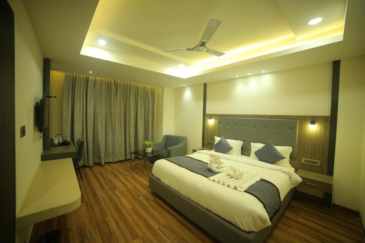 Sree Fortune Grand, Tadepalli Vijayawāda Extérieur photo