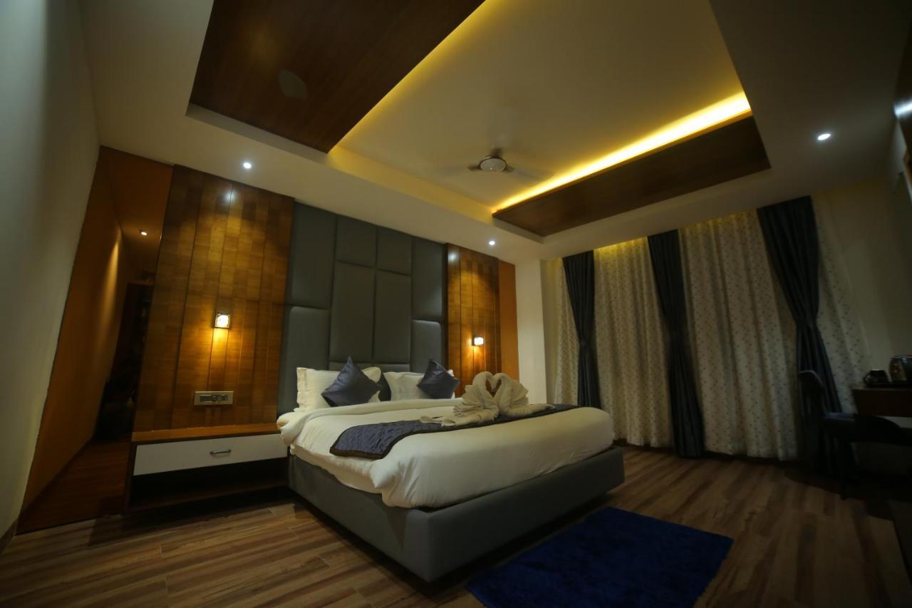Hotel Sree Fortune Grand, Tadepalli à Tadepalle Extérieur photo