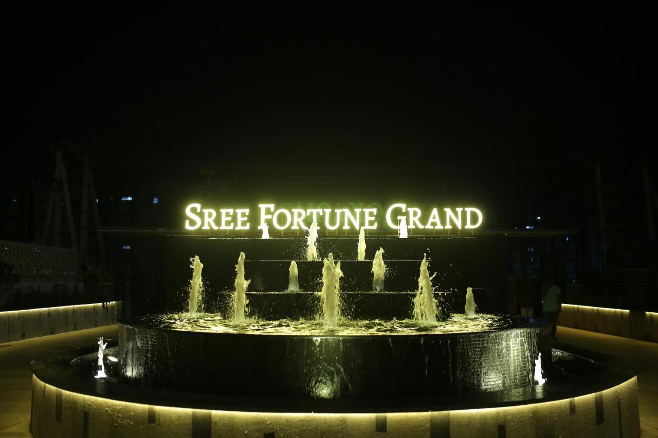Sree Fortune Grand, Tadepalli Vijayawāda Extérieur photo