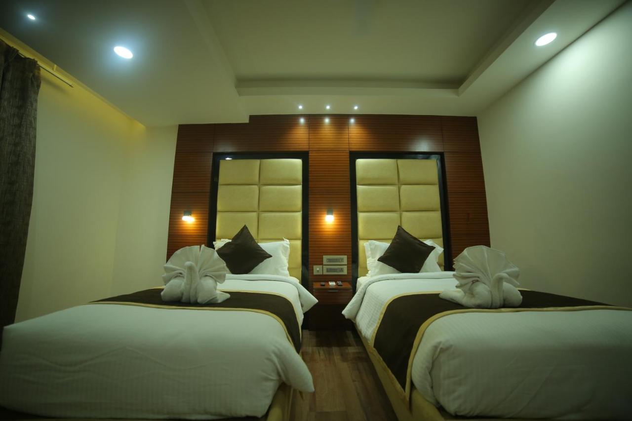 Hotel Sree Fortune Grand, Tadepalli à Tadepalle Extérieur photo