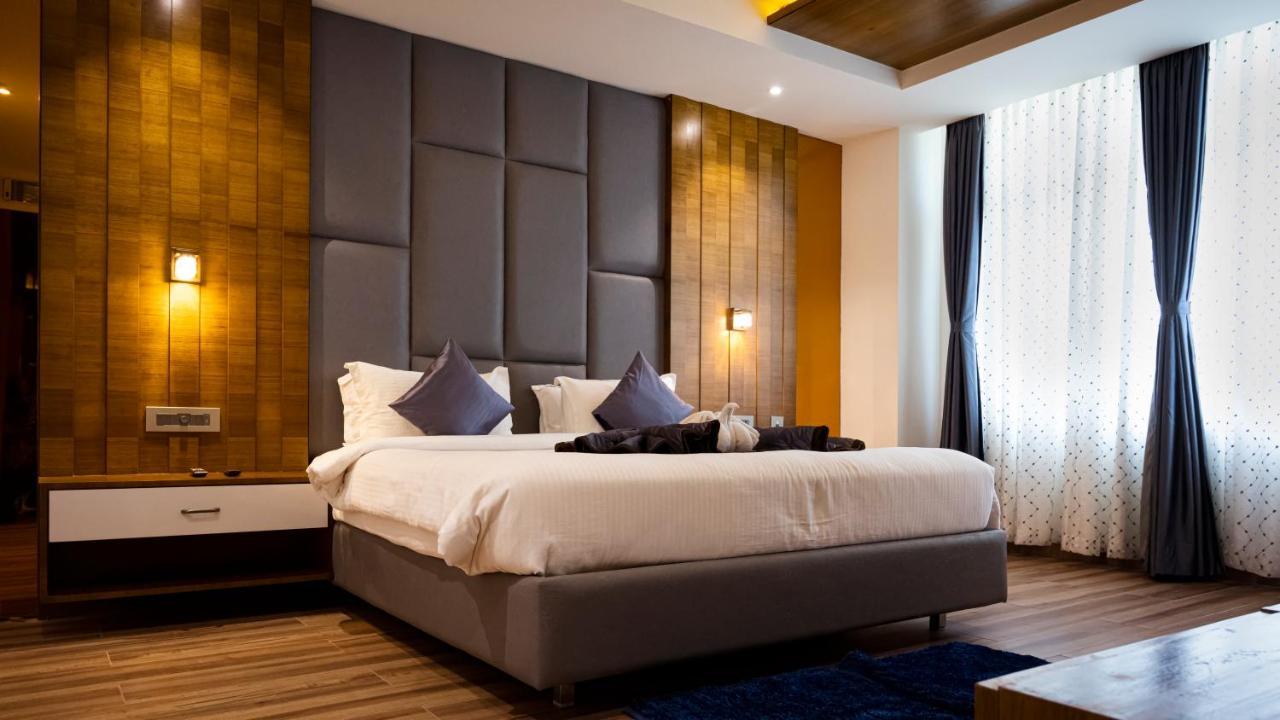 Hotel Sree Fortune Grand, Tadepalli à Tadepalle Extérieur photo